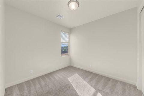 Tiny photo for 794 N VIA MODELO CIR, Washington, UT 84780 (MLS # 2152096)