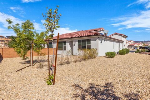 Tiny photo for 794 N VIA MODELO CIR, Washington, UT 84780 (MLS # 2152096)