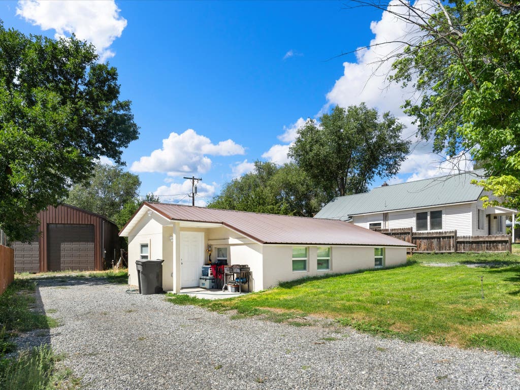 Photo of 427 N MAIN ST, Malad City, ID 83252 (MLS # 2181425)