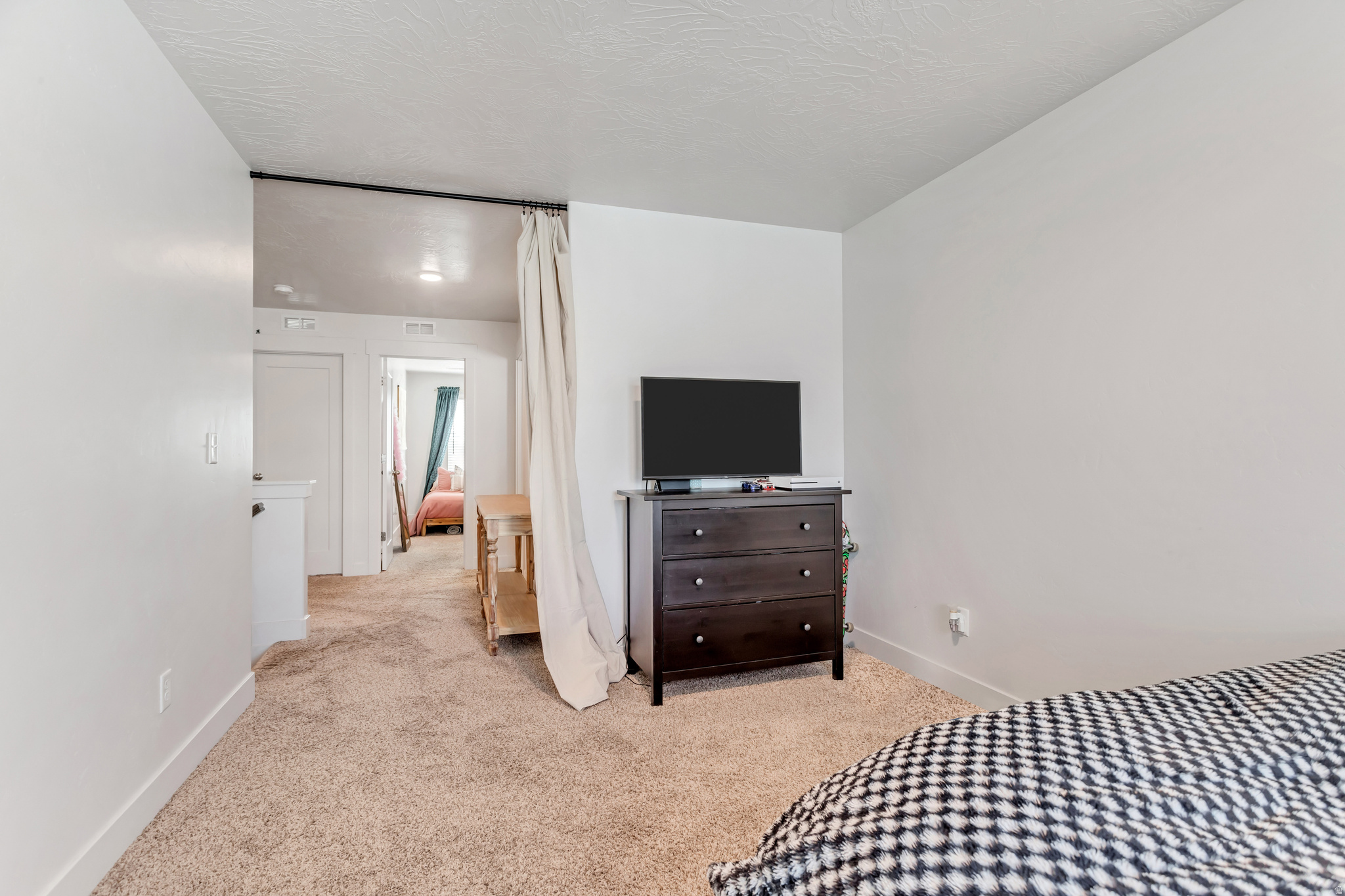 SILVERLAKE - Residential