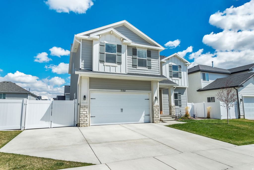 Photo of 7194 N SILVER CREEK WAY WAY E, Eagle Mountain, UT 84005 (MLS # 2150884)