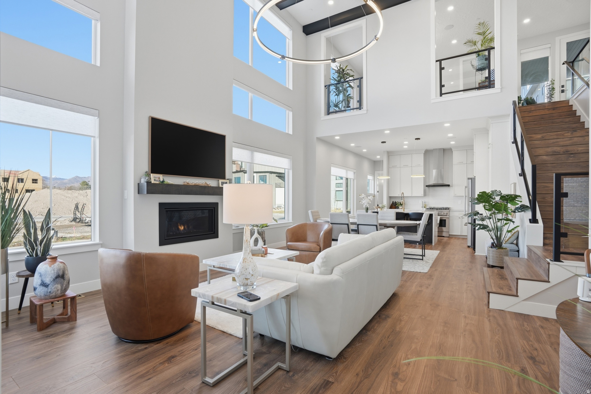 HOLLADAY HILLS - Residential