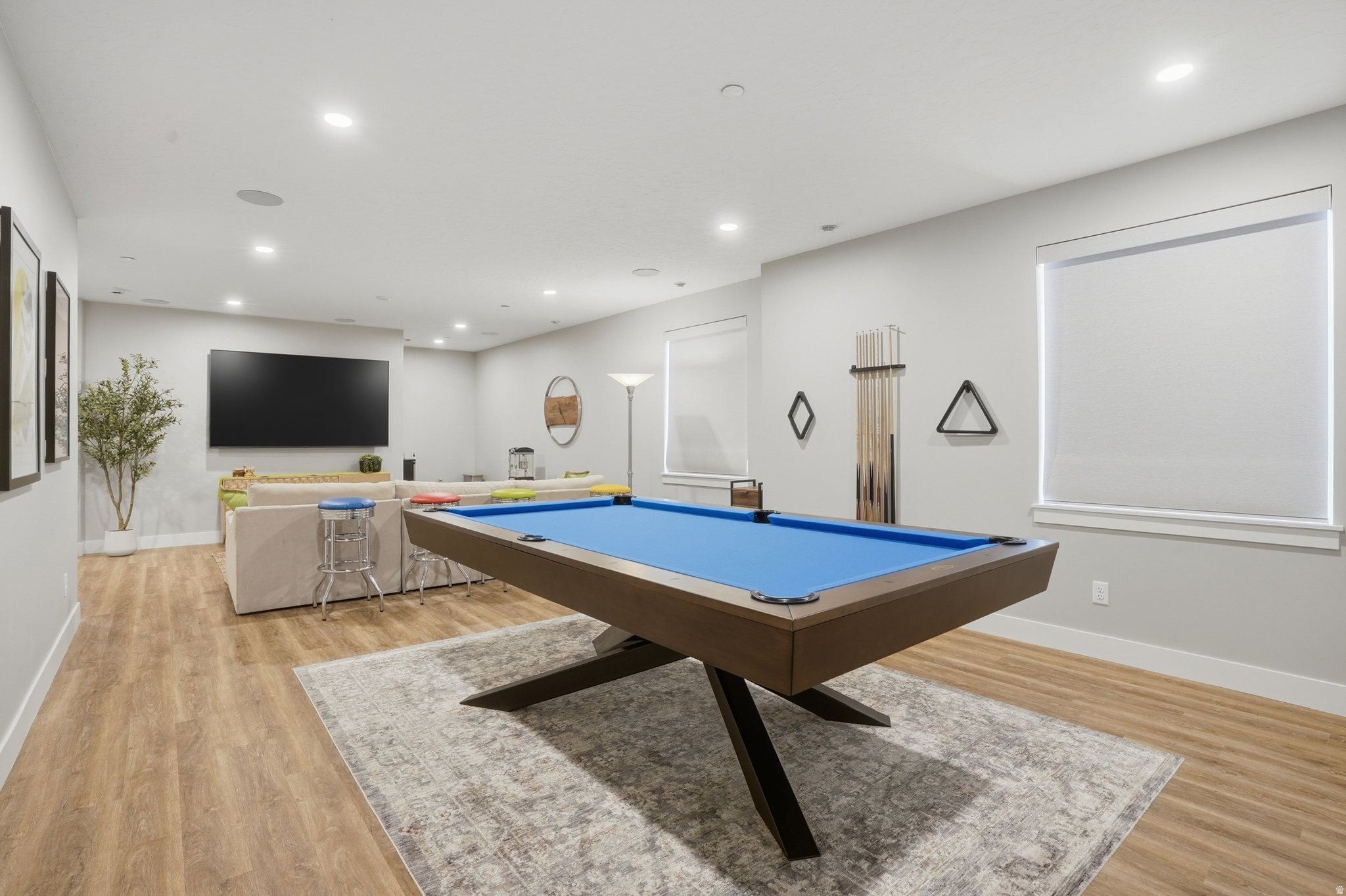 HOLLADAY HILLS - Residential