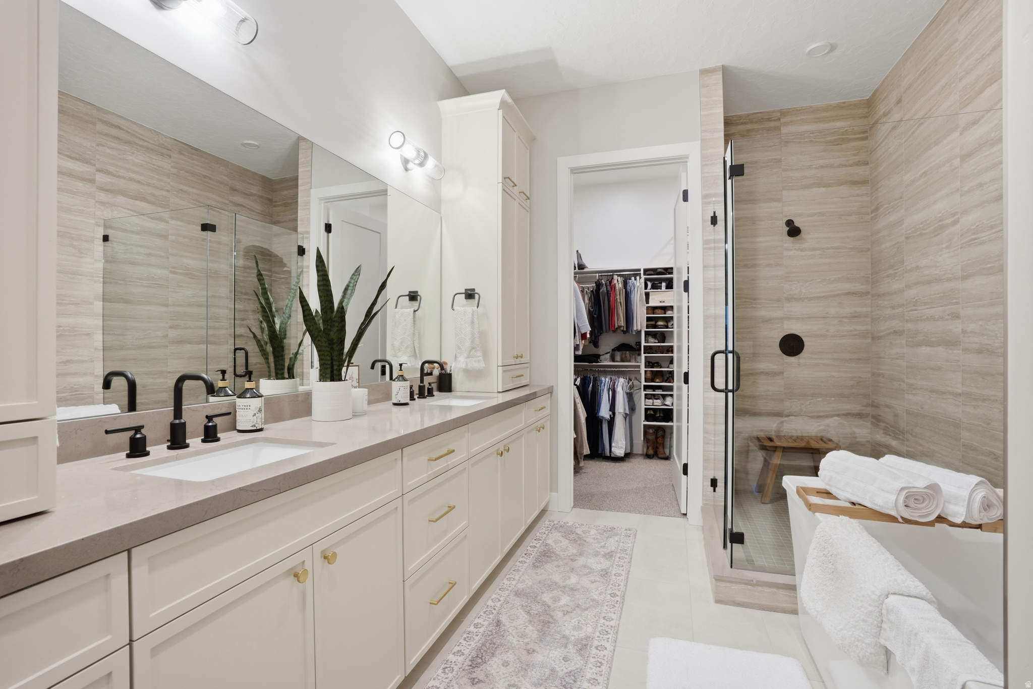 HOLLADAY HILLS - Residential