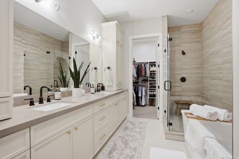 Tiny photo for 2011 E BEVERLY DR, Holladay, UT 84117 (MLS # 2151589)