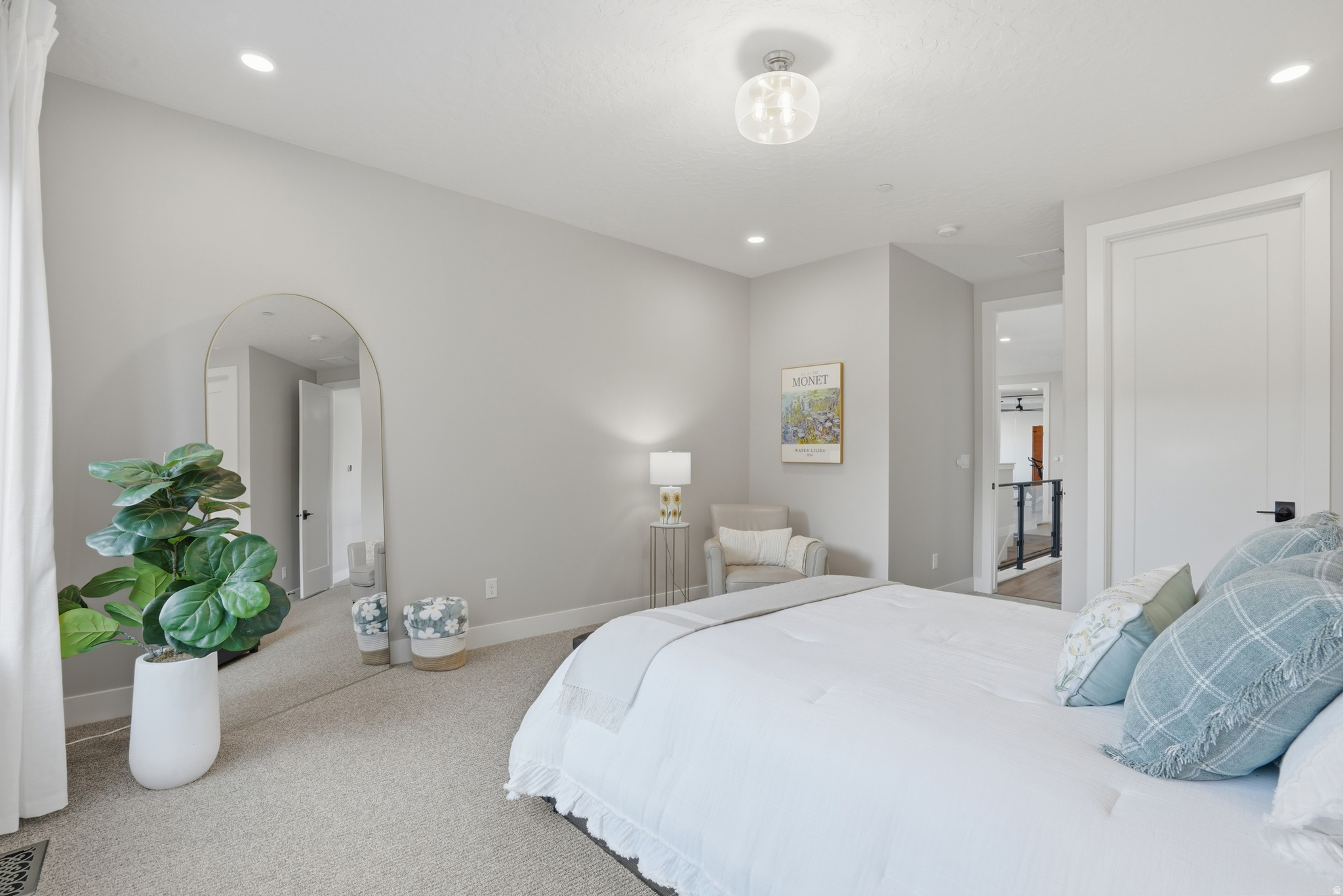 HOLLADAY HILLS - Residential