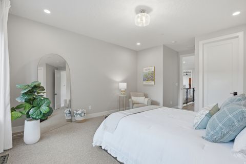 Tiny photo for 2011 E BEVERLY DR, Holladay, UT 84117 (MLS # 2151589)