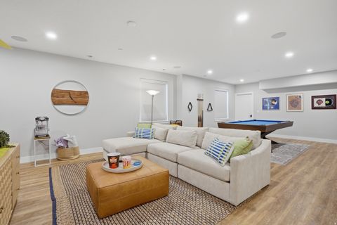 Tiny photo for 2011 E BEVERLY DR, Holladay, UT 84117 (MLS # 2151589)
