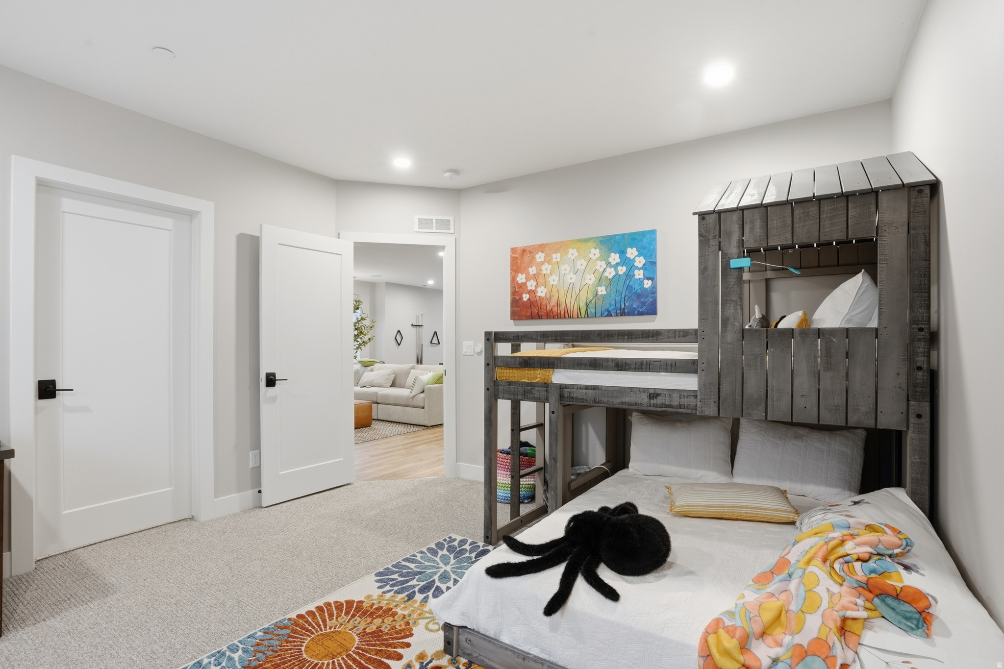 HOLLADAY HILLS - Residential