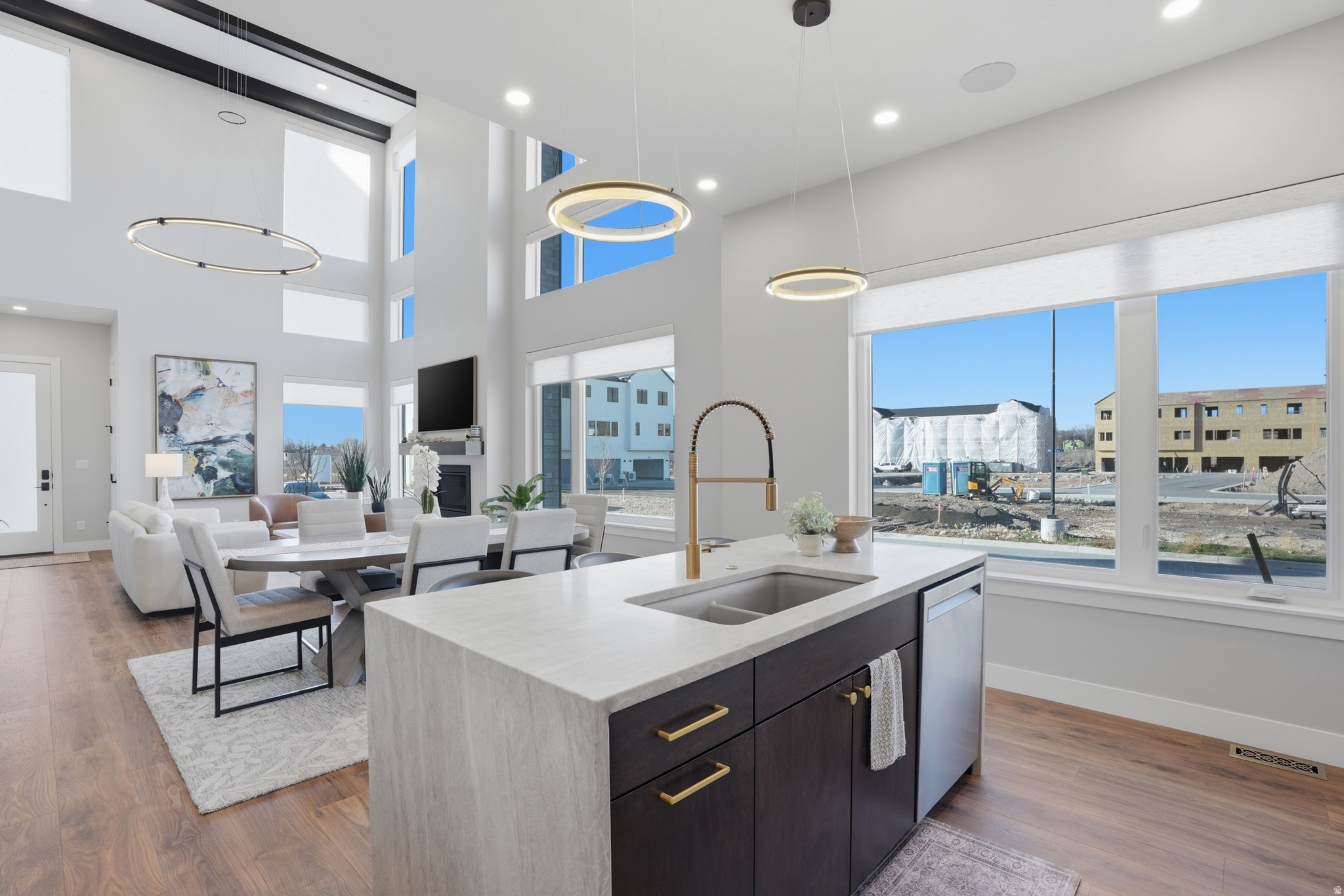 HOLLADAY HILLS - Residential