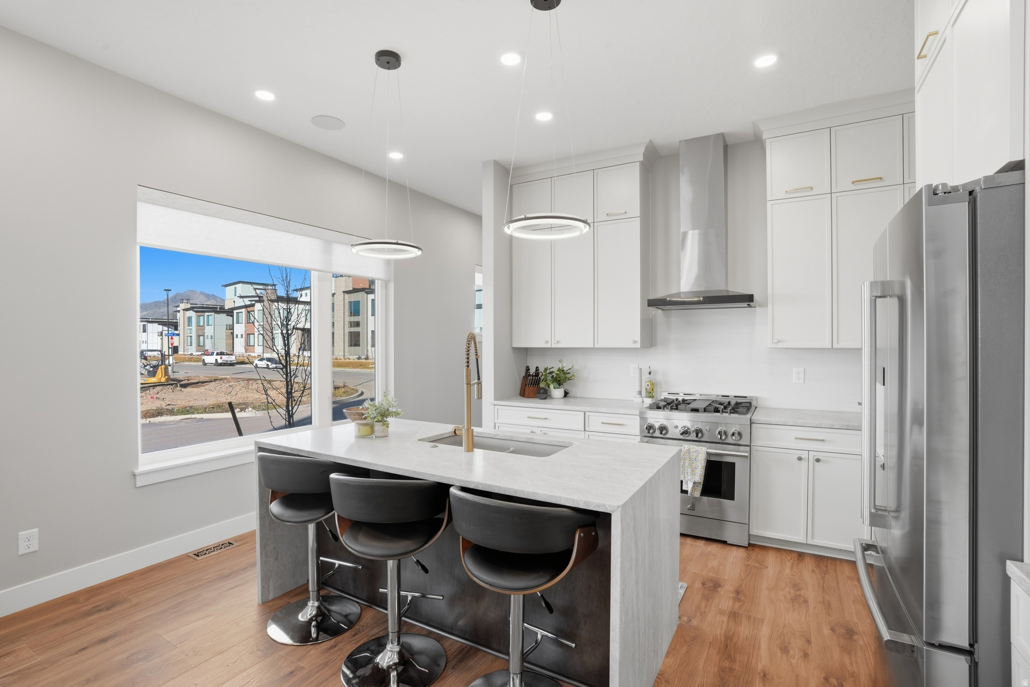 HOLLADAY HILLS - Residential