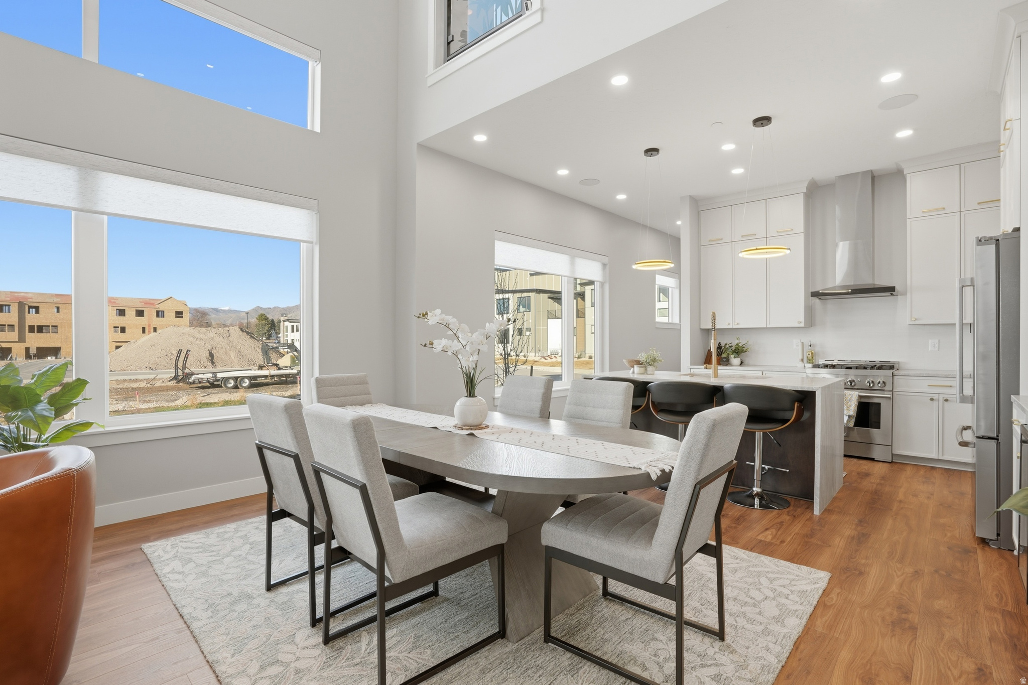 HOLLADAY HILLS - Residential