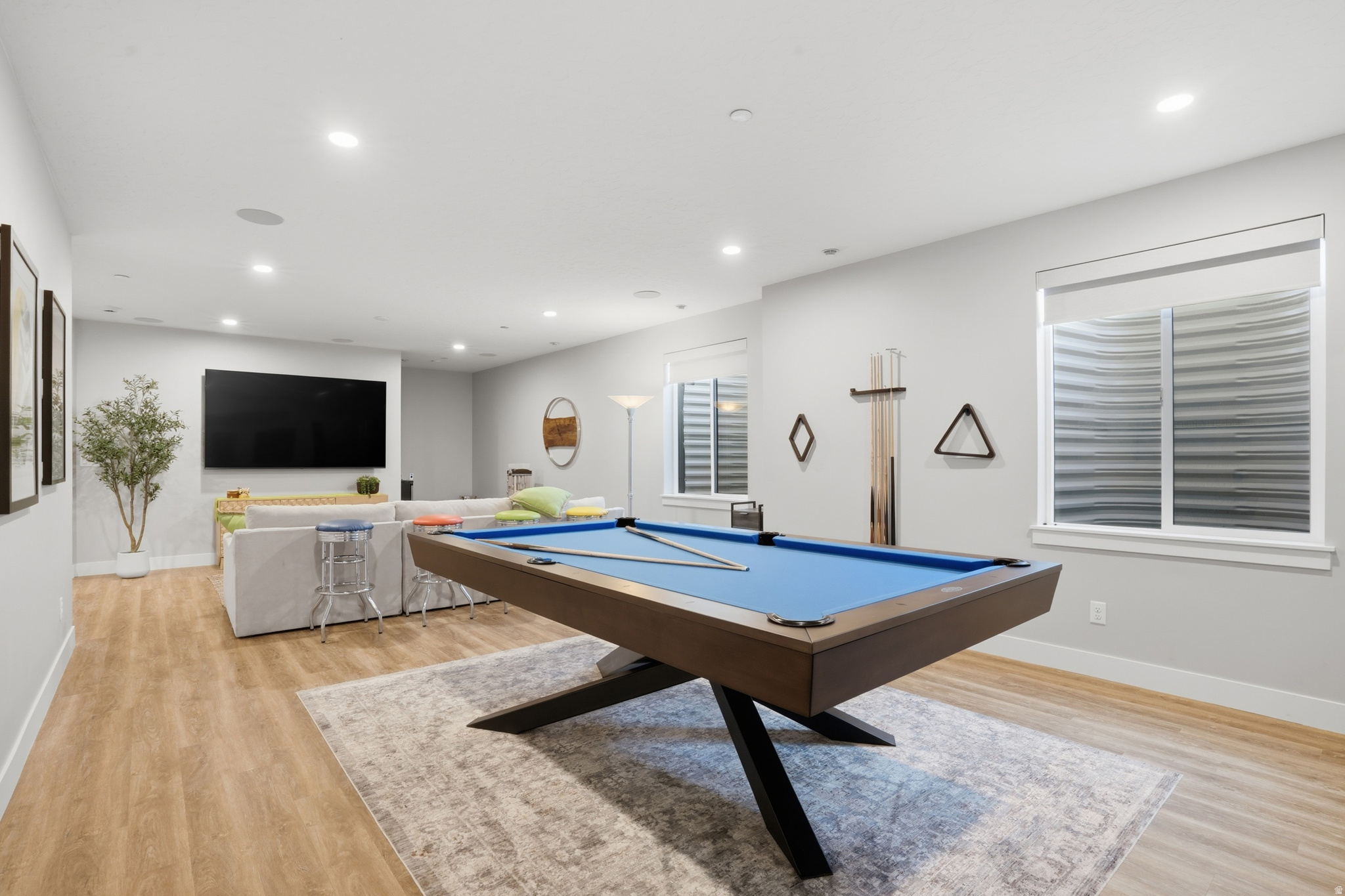 HOLLADAY HILLS - Residential