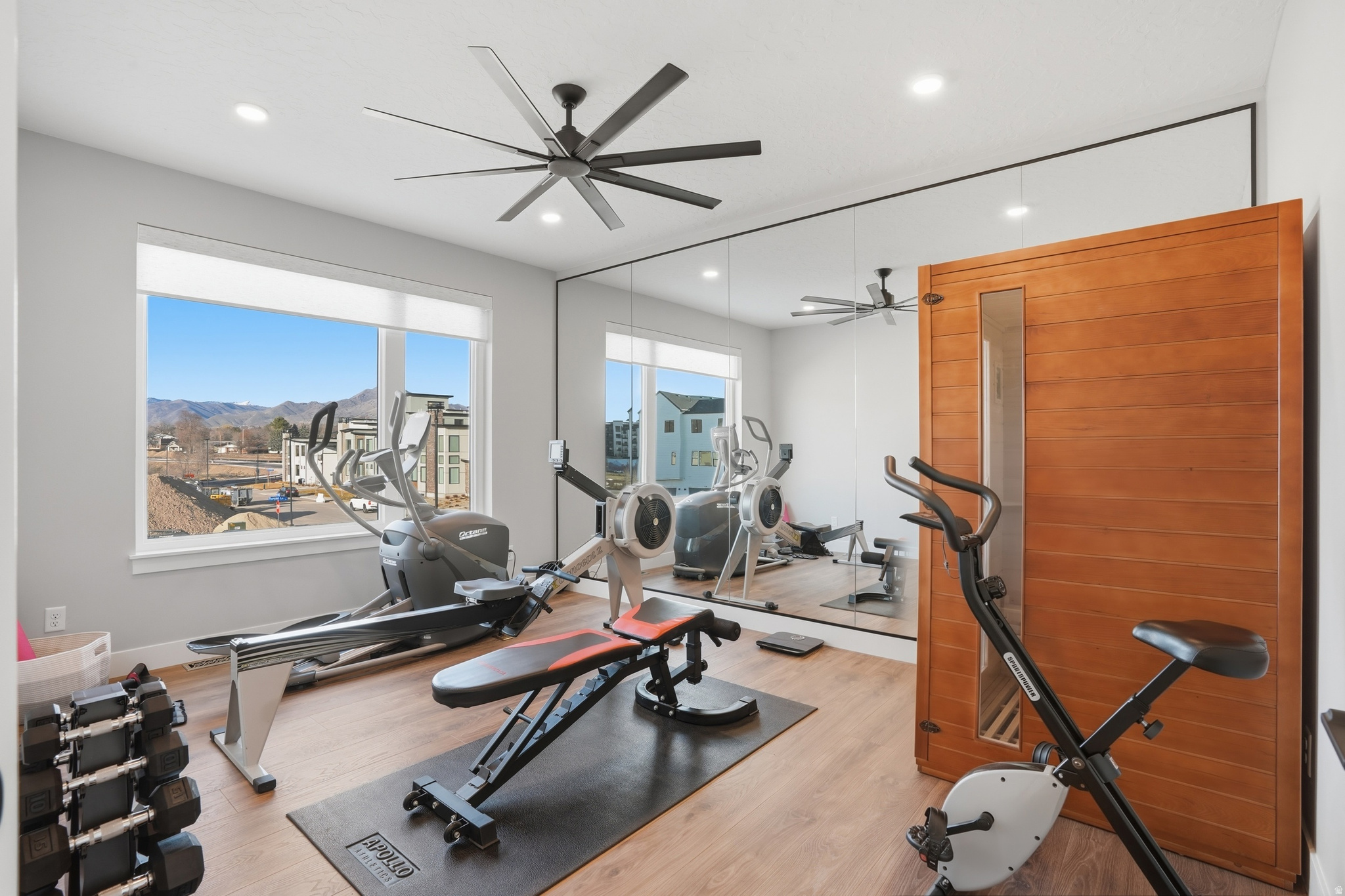 HOLLADAY HILLS - Residential