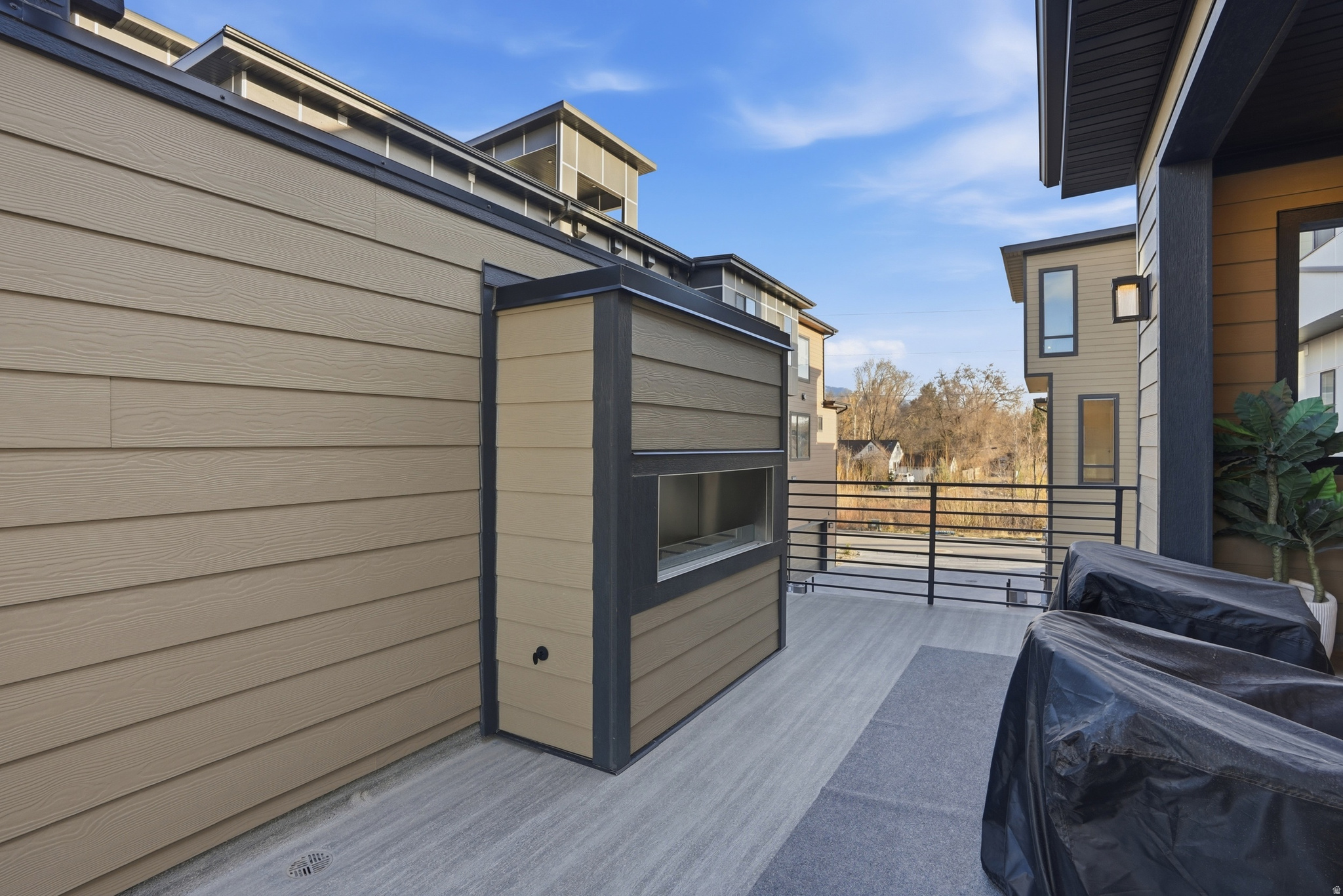 HOLLADAY HILLS - Residential