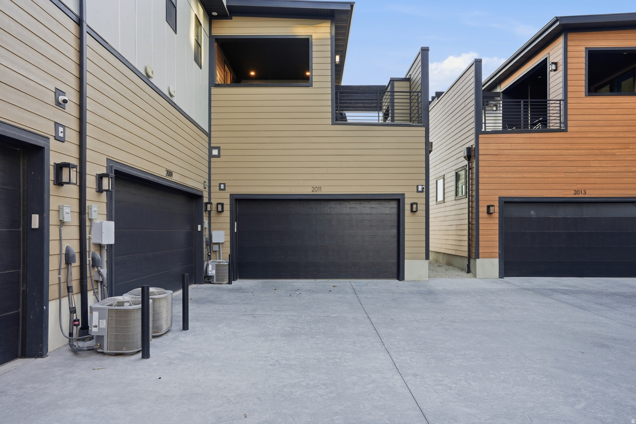 HOLLADAY HILLS - Residential