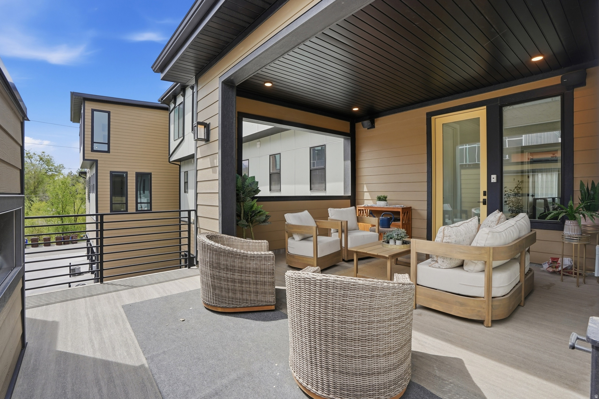 HOLLADAY HILLS - Residential