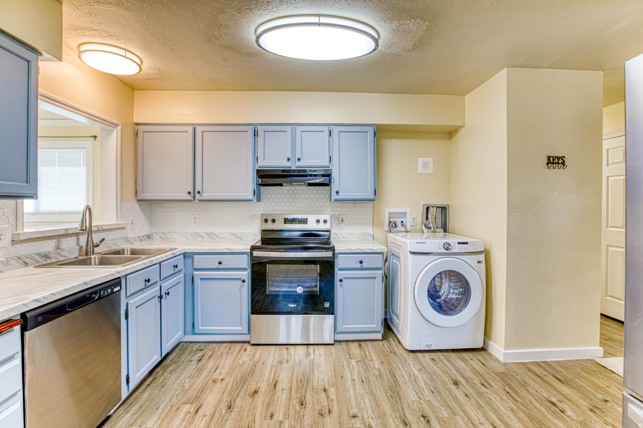 NORTH LAKE SUB - Residential