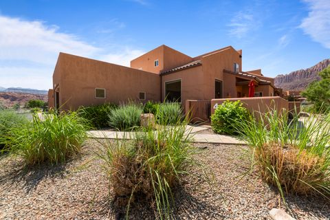 Townhouse For Sale - 3764 S Prickly Pear Cir #4-A8<br/> Moab, UT 84532
