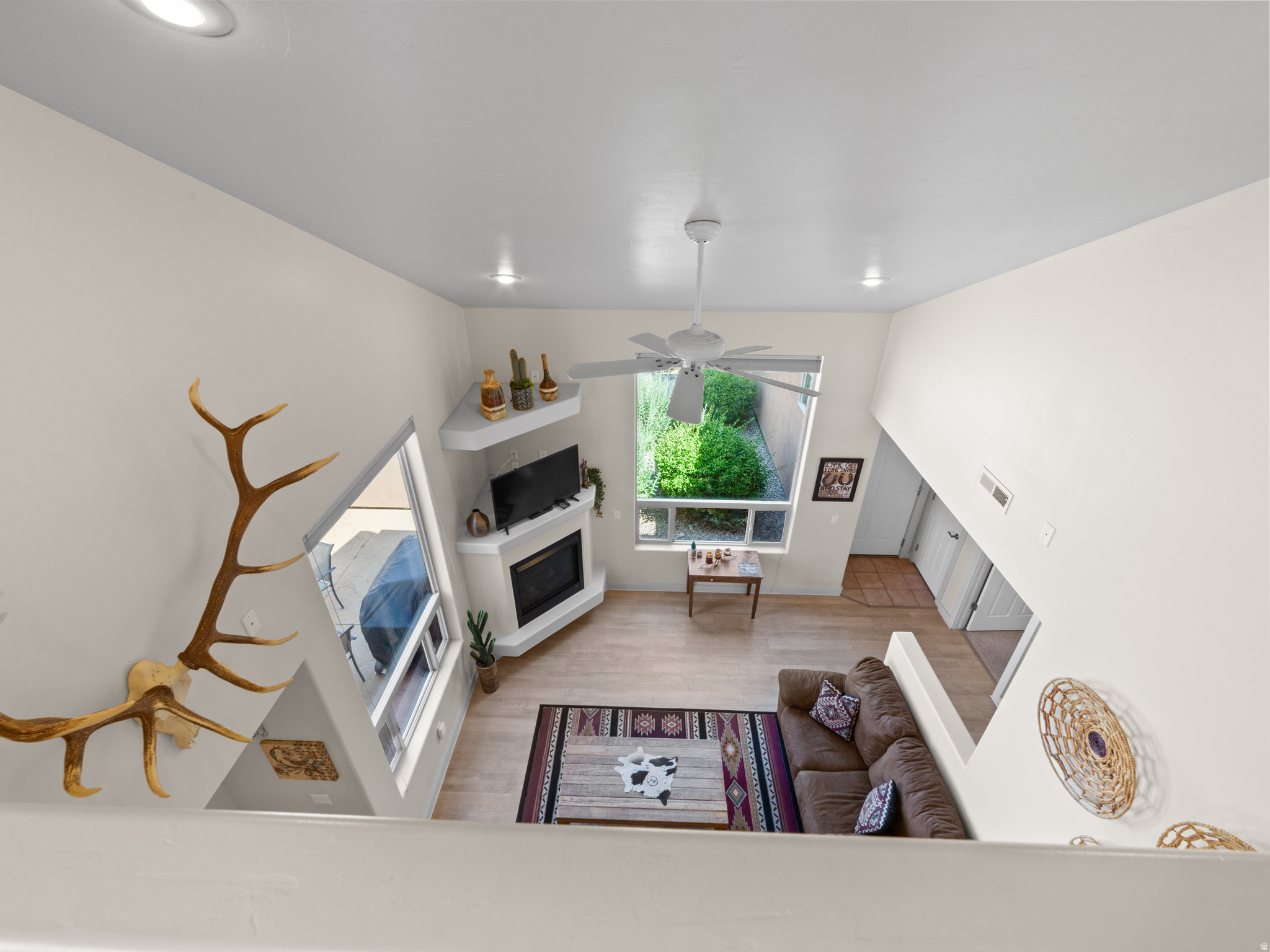 RIM VILLAGE VISTAS - Residential