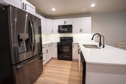 Tiny photo for 1787 N 1280 E, Payson, UT 84651 (MLS # 2156375)