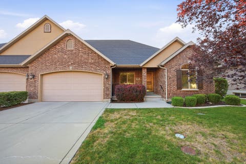 Tiny photo for 755 N 400 E, Springville, UT 84663 (MLS # 2176183)