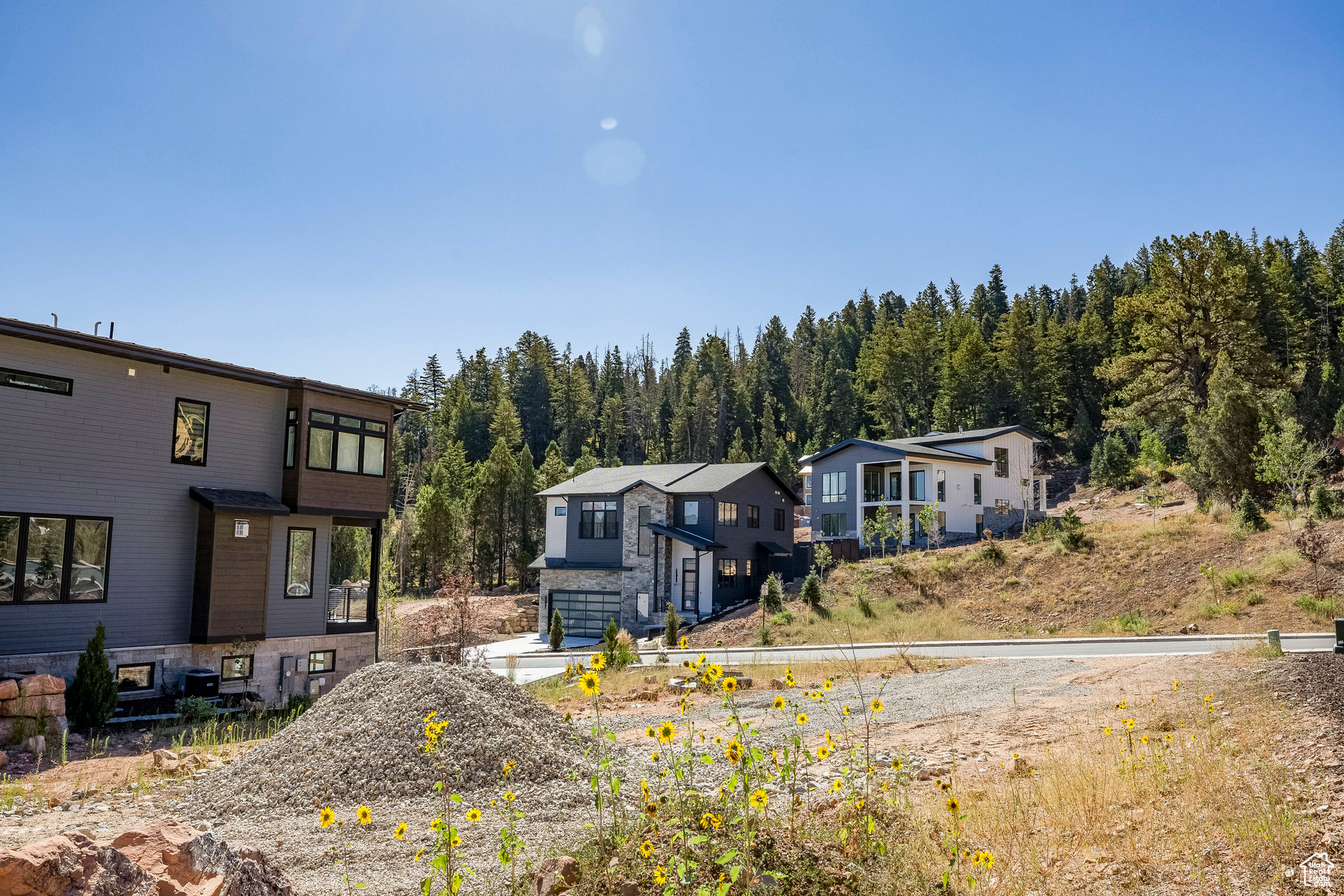DISCOVERY RIDGE PHASE 3 SUBDIVISION - Residential
