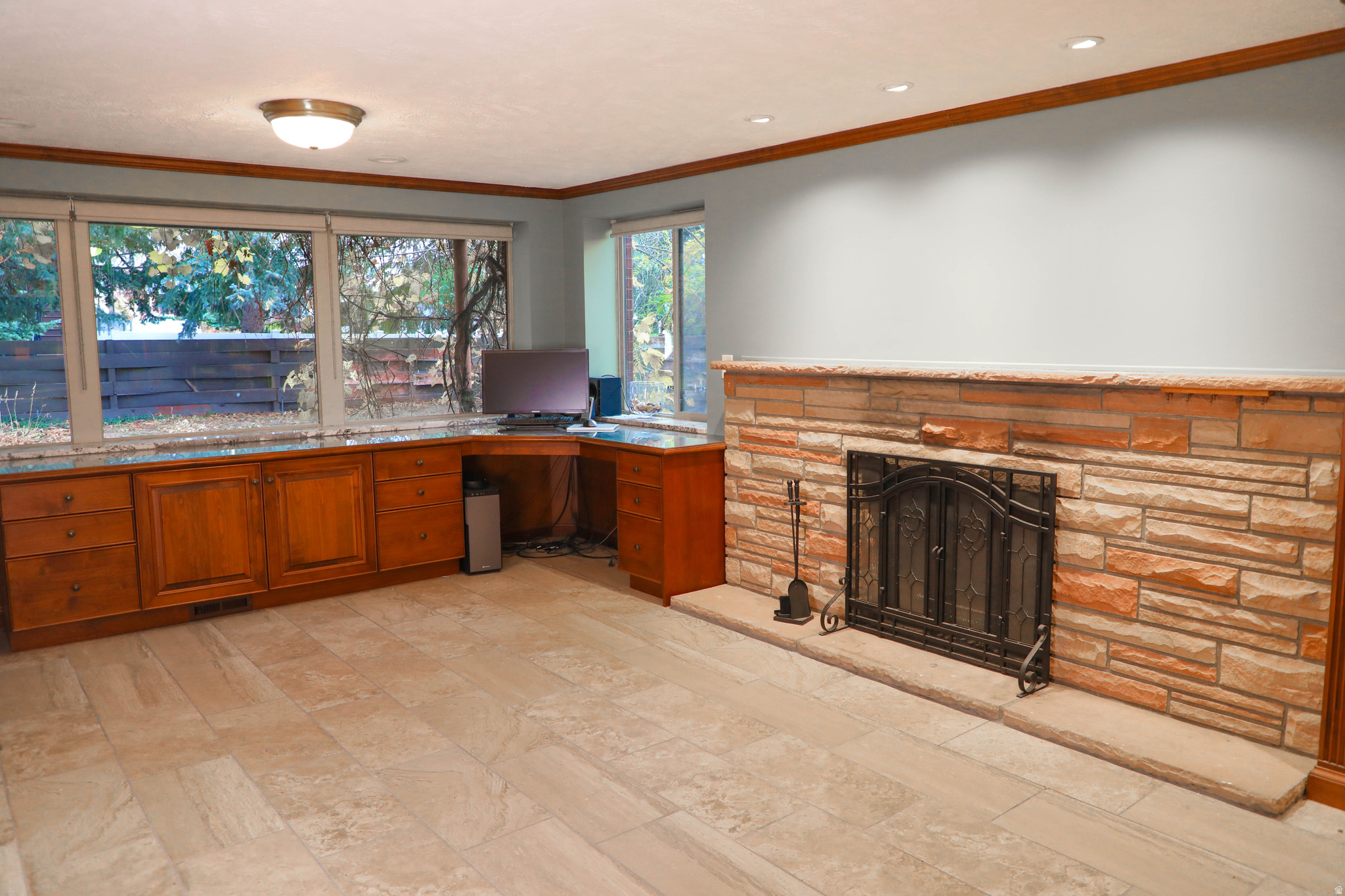 MT OLYMPUS HILLS - Residential