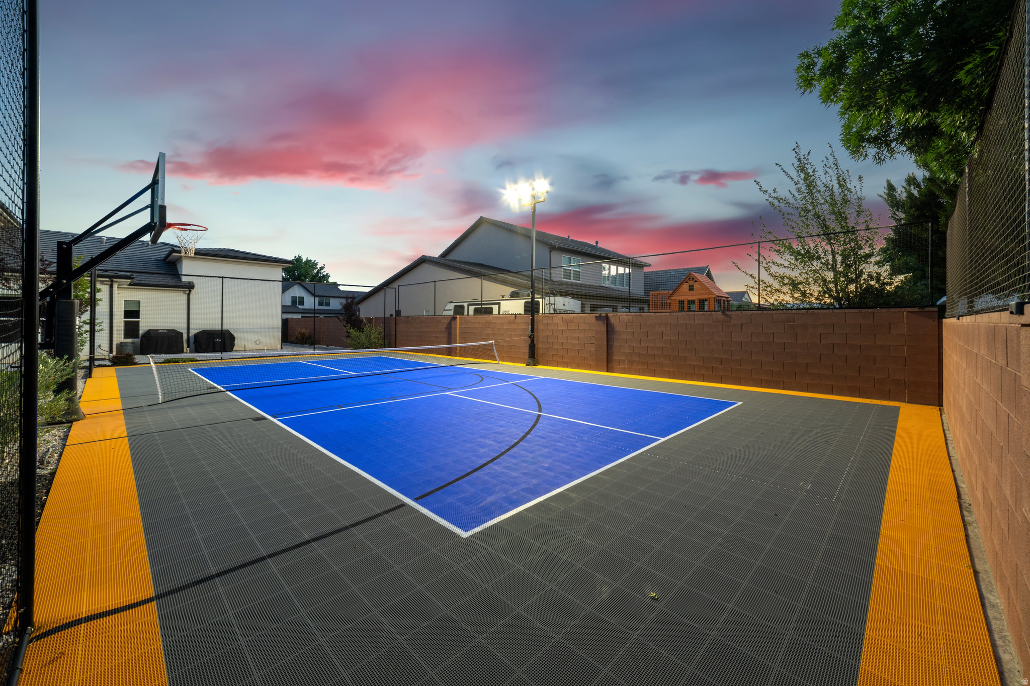 WHITWORTH ESTATES - Residential