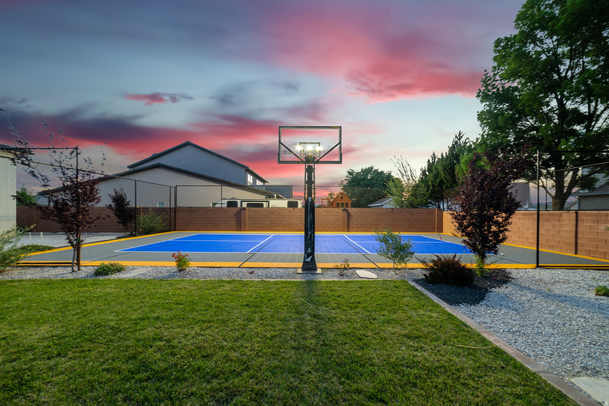 WHITWORTH ESTATES - Residential