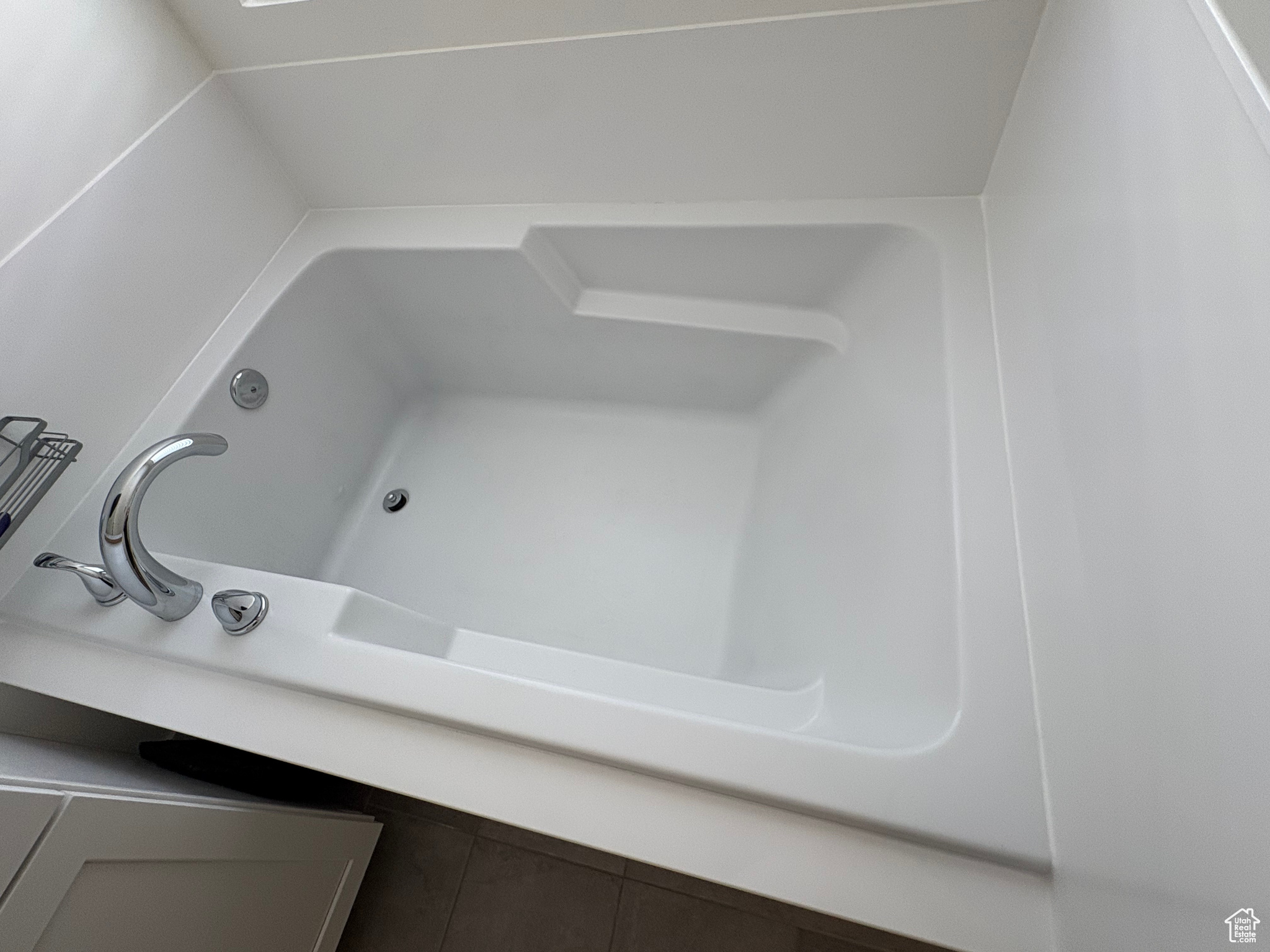 SALT POINT VISTA - Residential