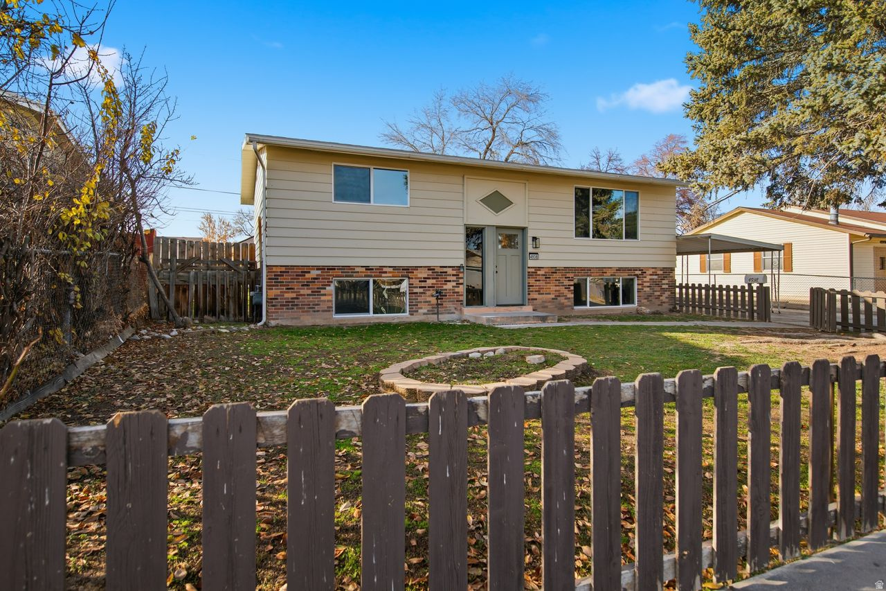 SOUTHRIDGE - Residential