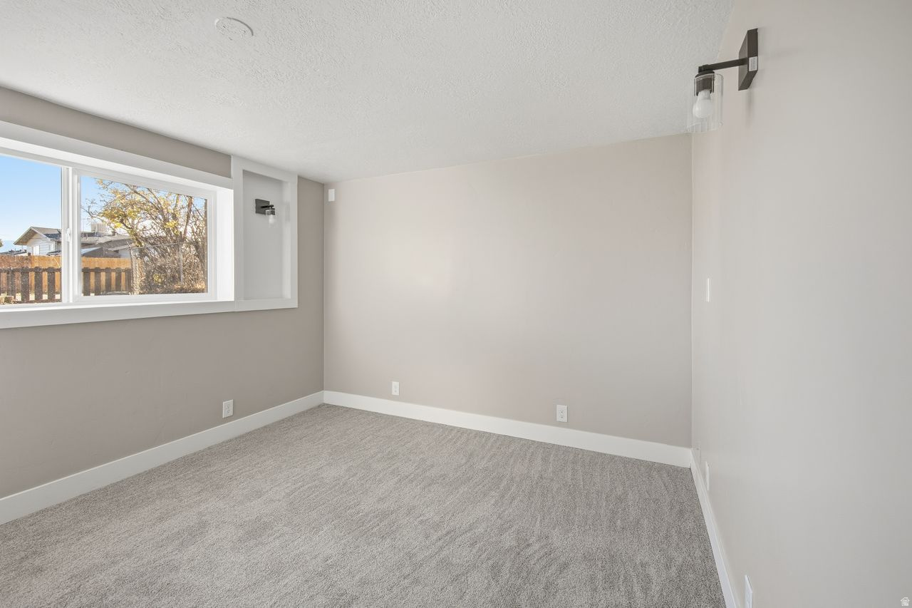 SOUTHRIDGE - Residential