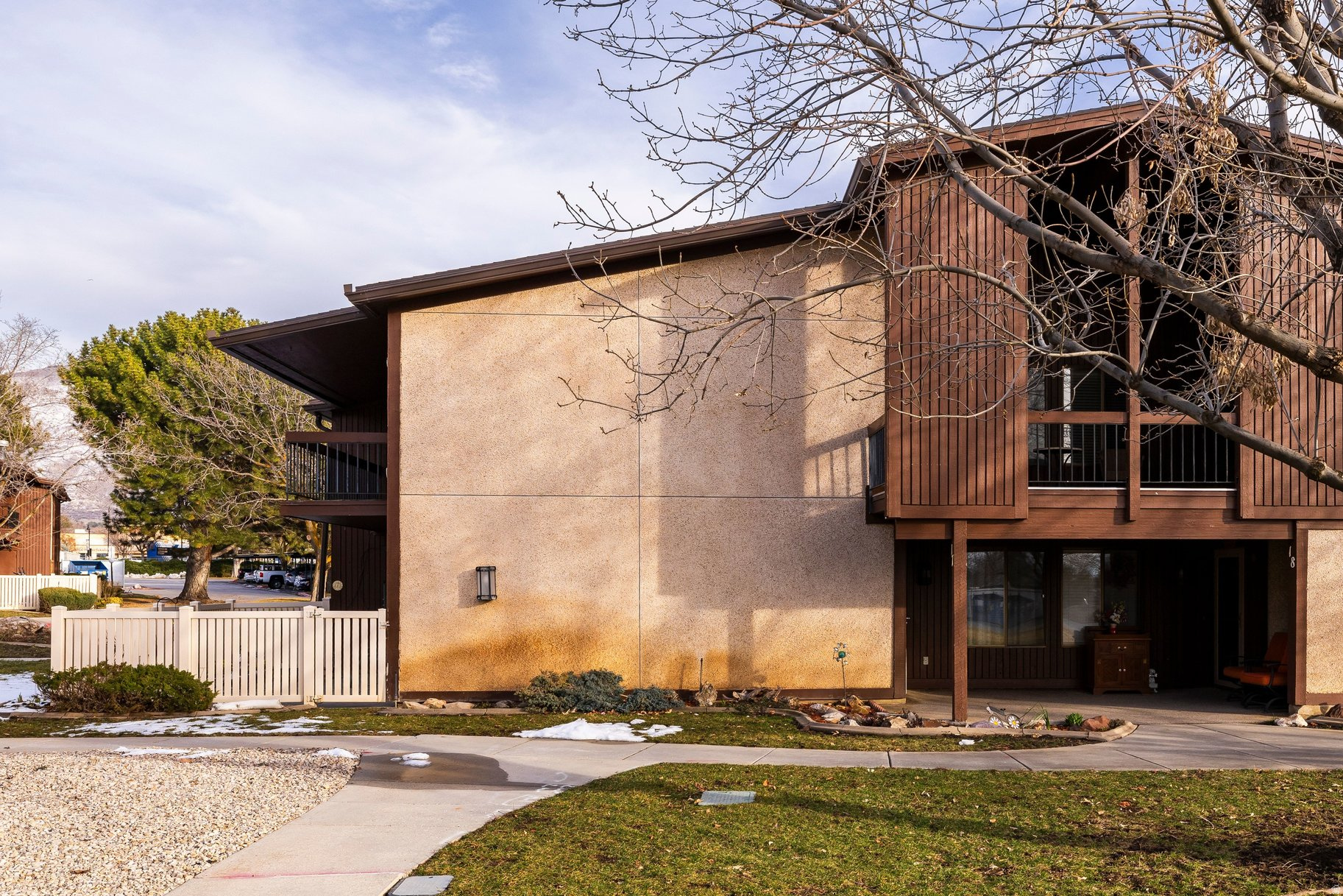 THREE FOUNTAINS - Residential