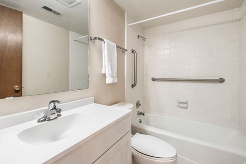 Tiny photo for 325 E 2550 N #17, North Ogden, UT 84414 (MLS # 2139791)