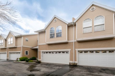 Photo of 2213 E 2100 SO #3 S, Salt Lake City, UT 84109 (MLS # 2121804)