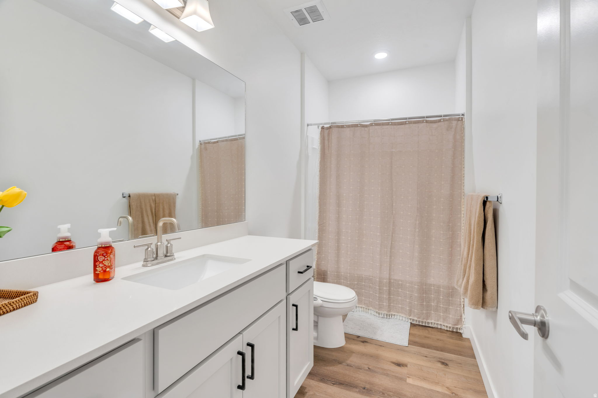 VISTA VIEW - Residential