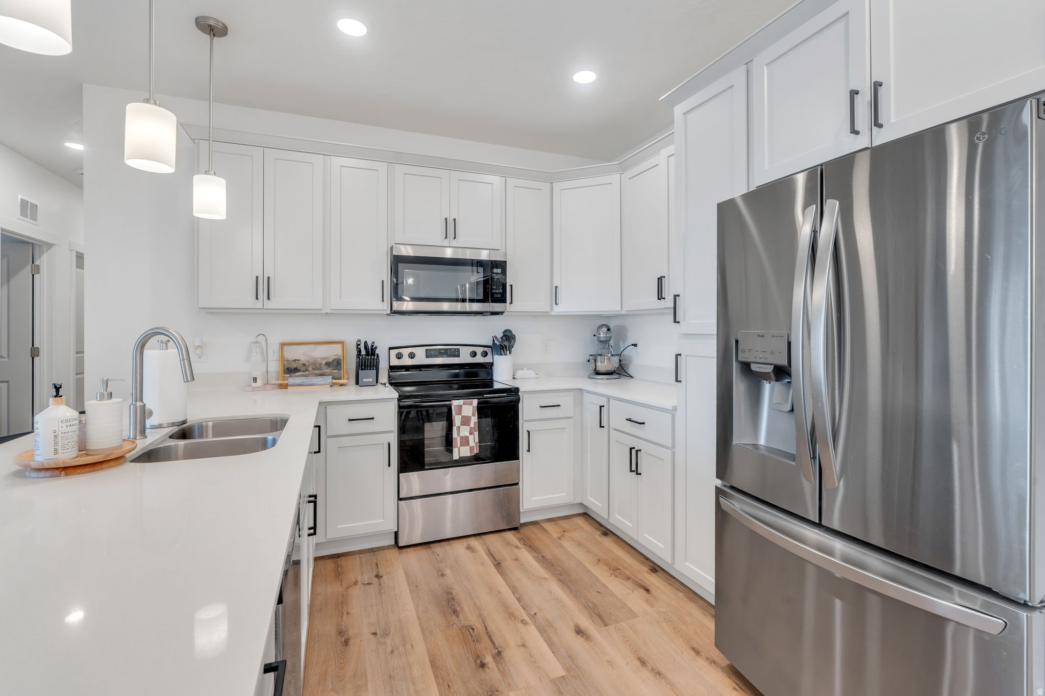 VISTA VIEW - Residential