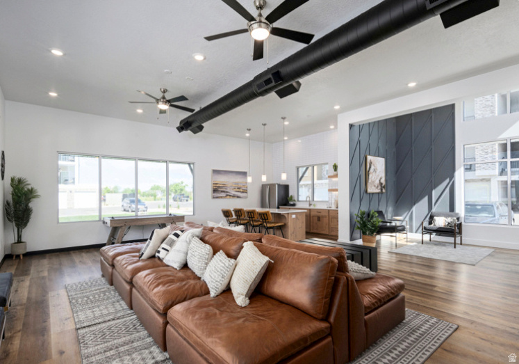 VISTA VIEW - Residential