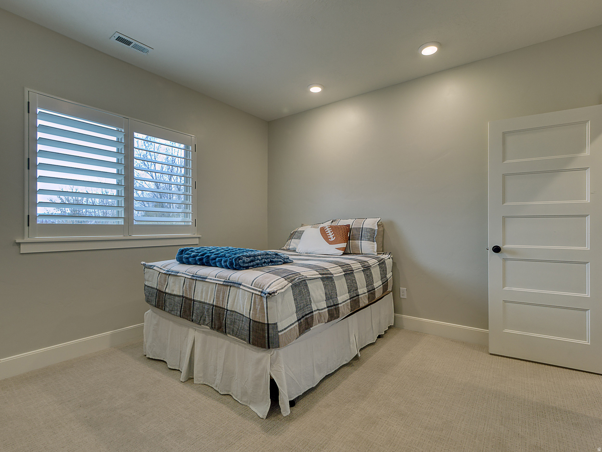 NORTH MEADOW - Residential