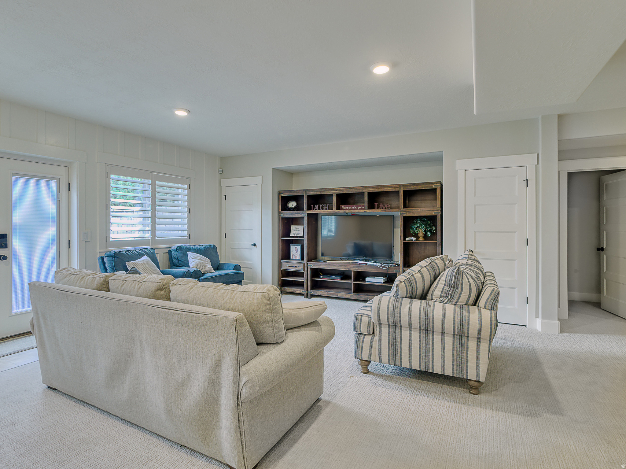 NORTH MEADOW - Residential