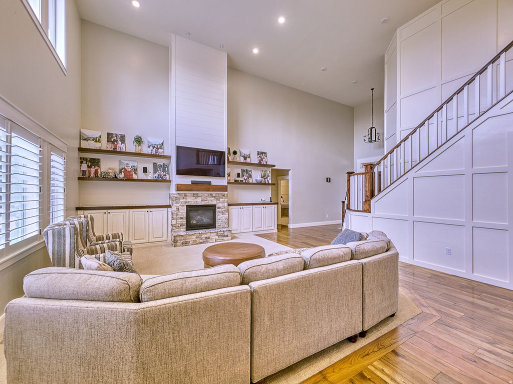 Photo of 4287 W MANILA DR, Cedar Hills, UT 84062 (MLS # 2145333)