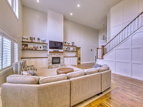 Tiny photo for 4287 W MANILA DR, Cedar Hills, UT 84062 (MLS # 2145333)