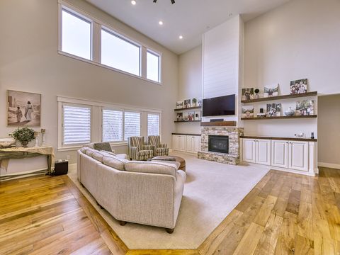 Tiny photo for 4287 W MANILA DR, Cedar Hills, UT 84062 (MLS # 2145333)