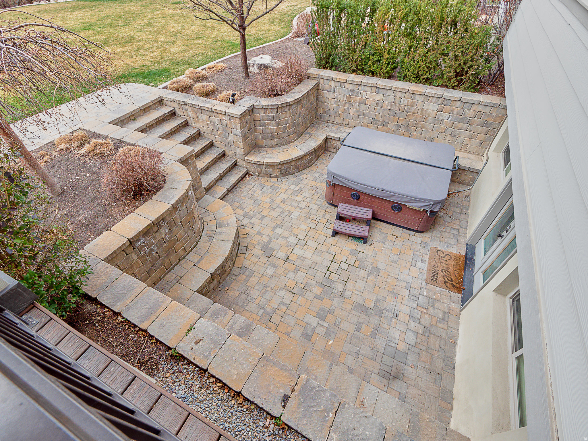 NORTH MEADOW - Residential