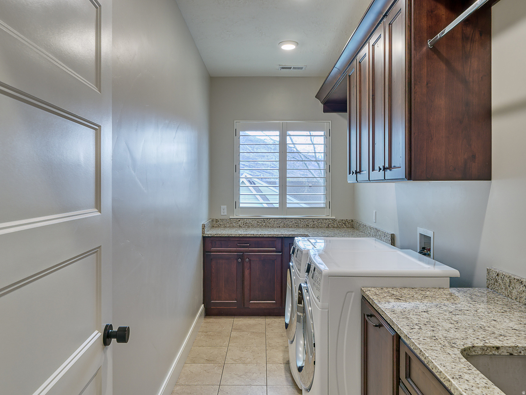 NORTH MEADOW - Residential