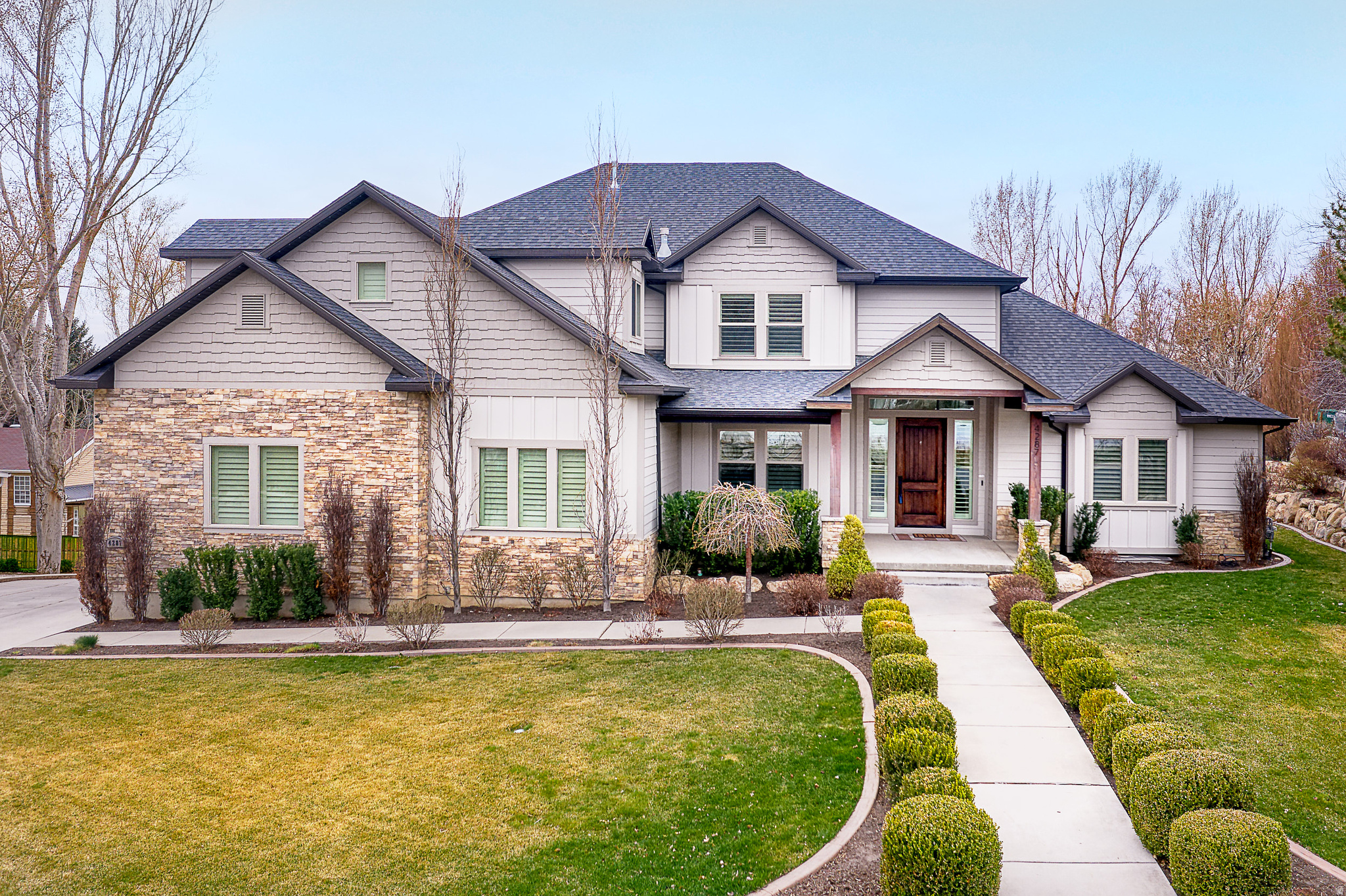 NORTH MEADOW - Residential