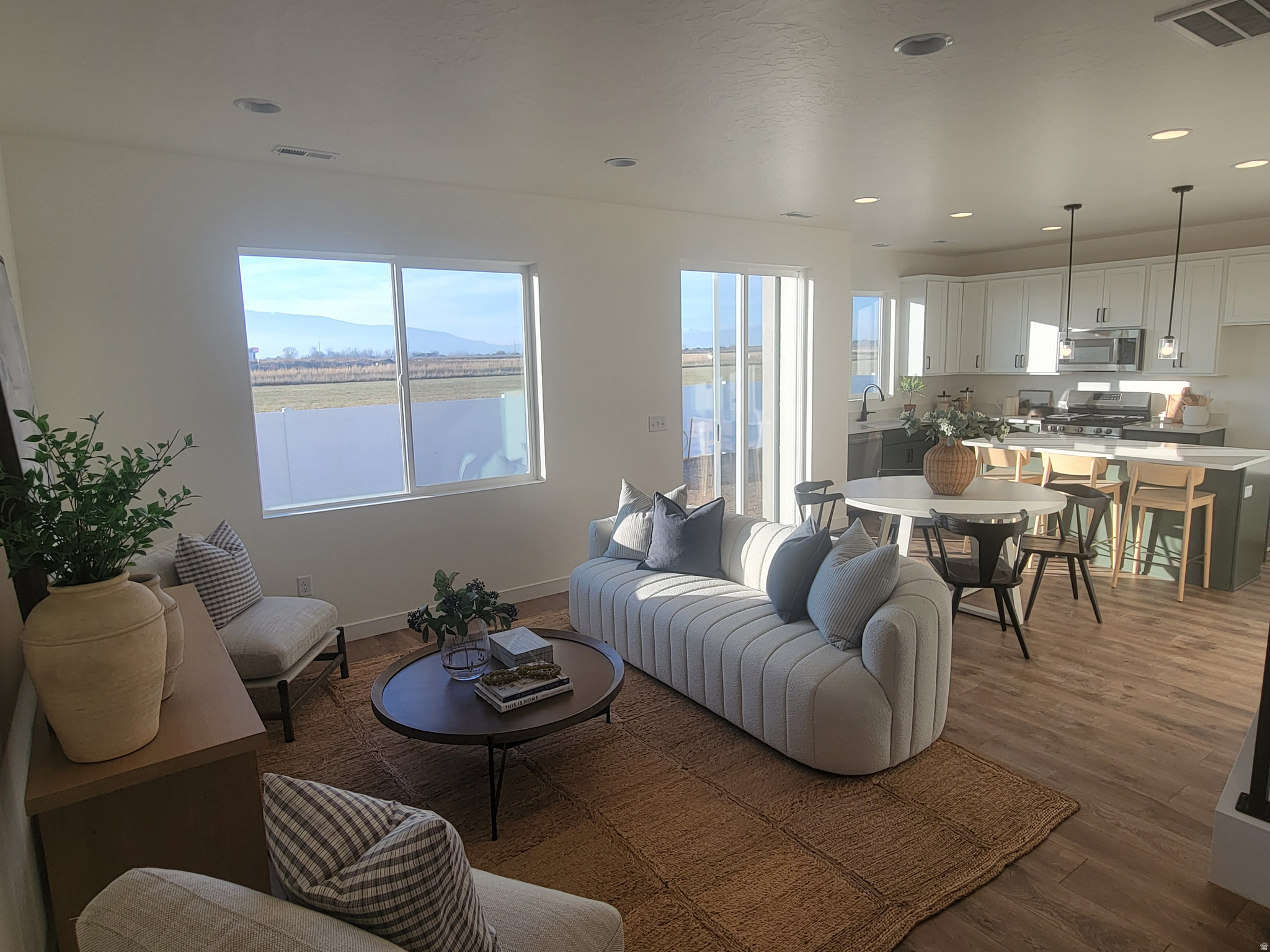 HARMONY PLACE - Residential