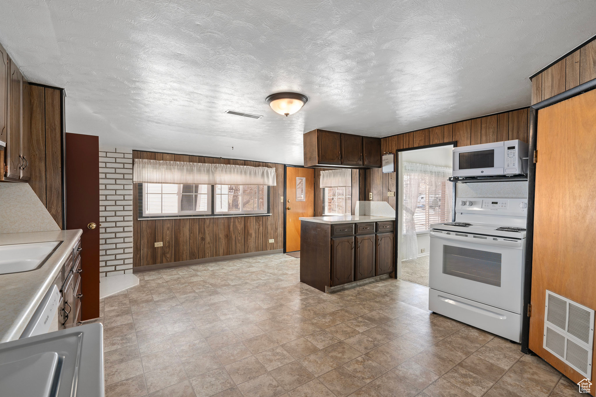 5 E Arlington Ave Ave, Eureka, Utah image 16