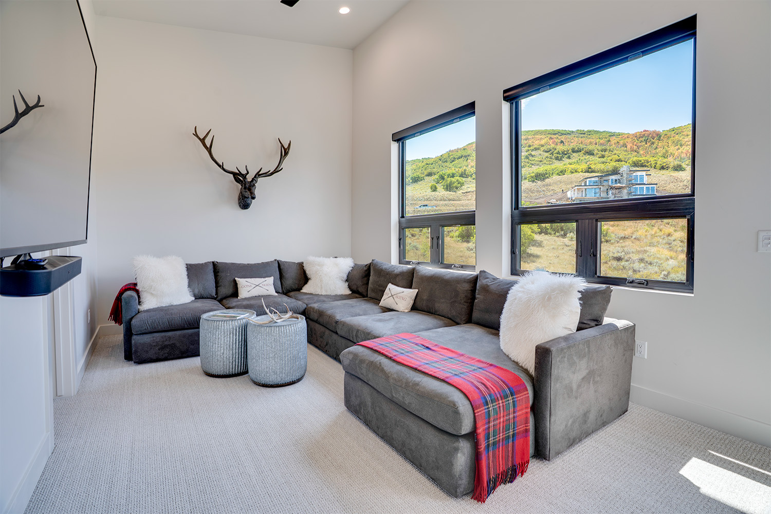 BENLOCH RANCH - Residential